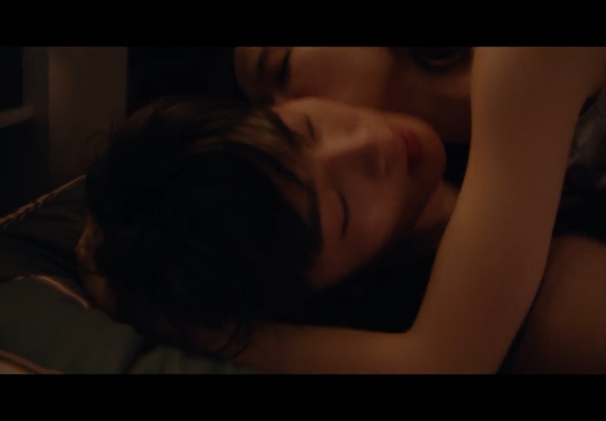 wanderluct's tweet photo. ini ya guys adegan sebelumnya kl mau pipis berjamaah nonton sendiri di viu judulnya love exe!! https://t.co/GYdlGPaPW2