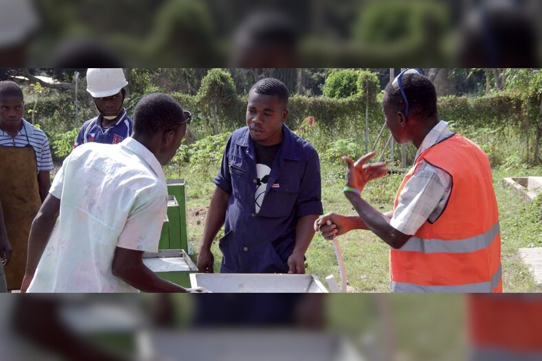 Womenstabloid's tweet image. African Development Bank Approves $71.55 Million Grant to Create 28,000 Jobs for Ghanaian Women and Youth

Read further: womenstabloid.com/african-develo…

📢Follow us for more insights and news updates!

#AfricanDevelopmentBank #Ghana #WomenEmpowerment #STEM #MSMEs #Economy