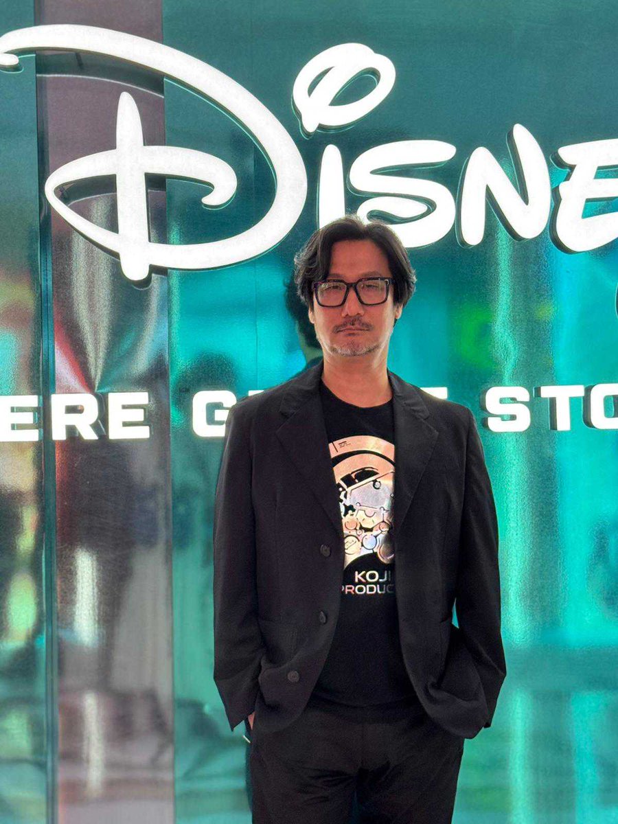 📸 From the Hong Kong presentation
Hideo Kojima &amp; Takayuki Sano👍