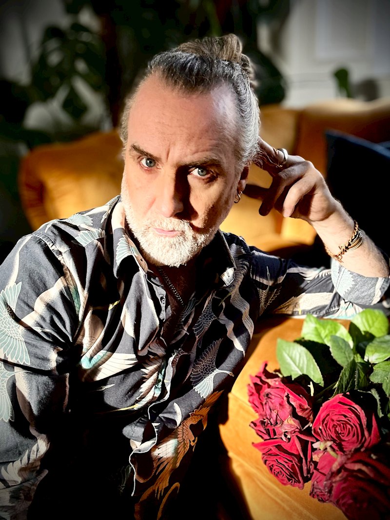 Exploring the darker corners of ambition, former Last Great Dreamers guitarist Slyder Smith releases video for latest single, 'Plan To Fail'.

Paul H Birch reports in full at RAMzine.

ramzine.co.uk/news/slyder-sm…