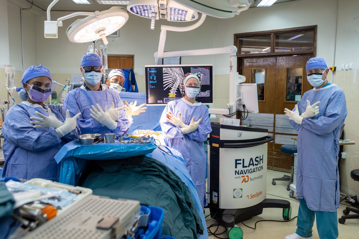 CUREethiopia's tweet photo. @CUREethiopia hosted visiting surgeon Dr. Victoria, who returned to perform spine surgeries on children with scoliosis
Joining her were Orthofix representatives Schrynel and Thabo, who supported our team in using the 7D Navigation System — the first of its kind in Ethiopia! https://t.co/PtPdrkHjVq