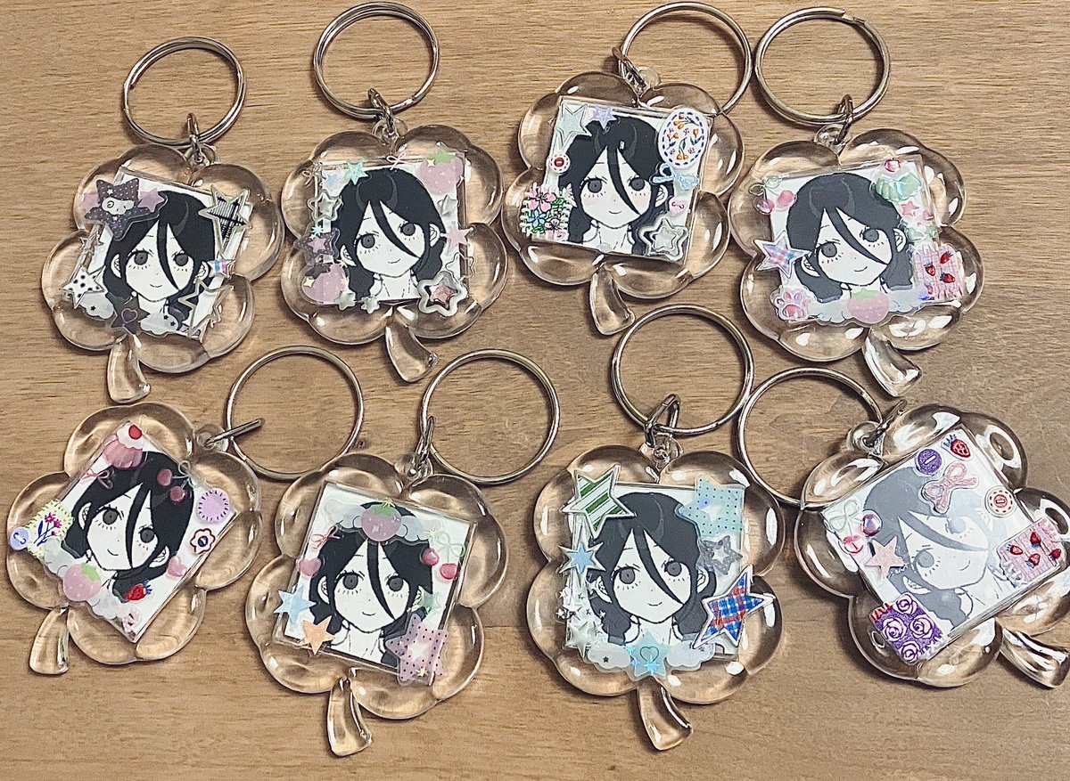 植原キーホルダー、せっせと作っております 
