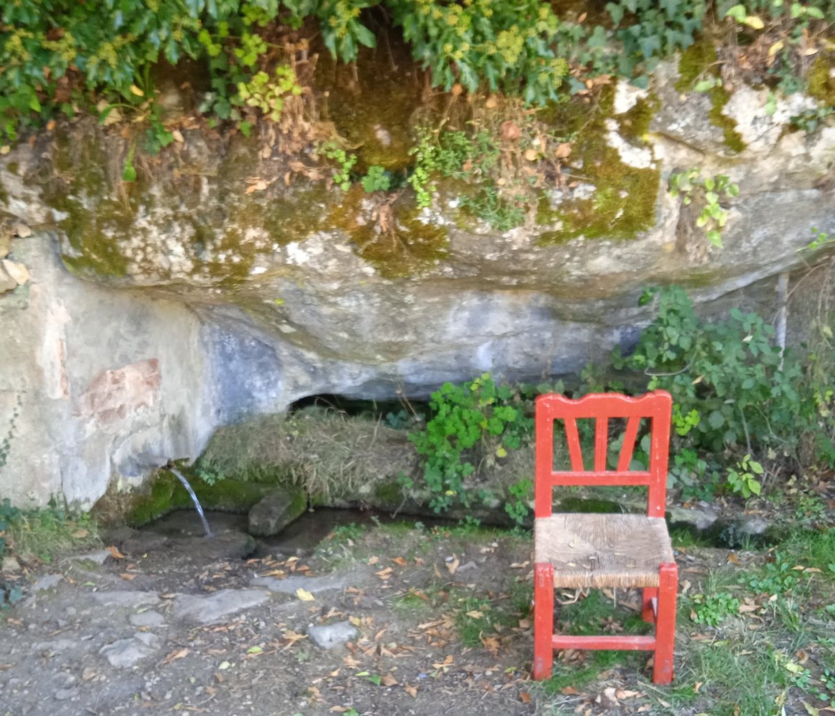 "Mala
hora la que viene con tanta pena
en las sienes, pues no podré
alcanzar la otra orilla, lejana"

Fernando Alda

Ínsula Barataria: Con los ojos muy abiertos, 16 insulabaratariaa.blogspot.com/2025/11/con-lo…