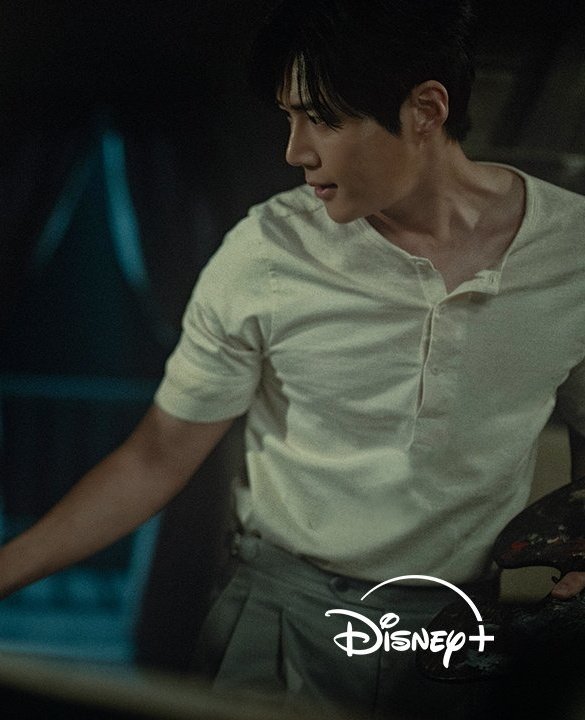 Disney+ released the still cuts for its upcoming drama #PortraitsofDelusion (#Delusion) starring #KimSeonHo and #BaeSuzy, releasing next year!!

#HallyuForums #Hallyu #KDrama