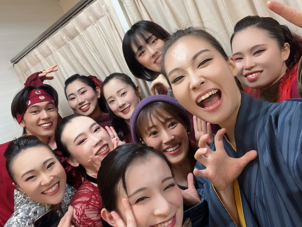 a_oich28's tweet photo. 舞台「桜舞し、若葉の芽吹くころ」
無事に幕を下ろすことができました。

この作品に関わってくださった全ての皆さまに、心より感謝申し上げます。
素敵な仲間とともに舞台をつくることができて、最高に嬉しかったです！！

成長した姿で再びお会いできるよう、精進してまいります！！

#桜若葉 https://t.co/c72QGs9Buw