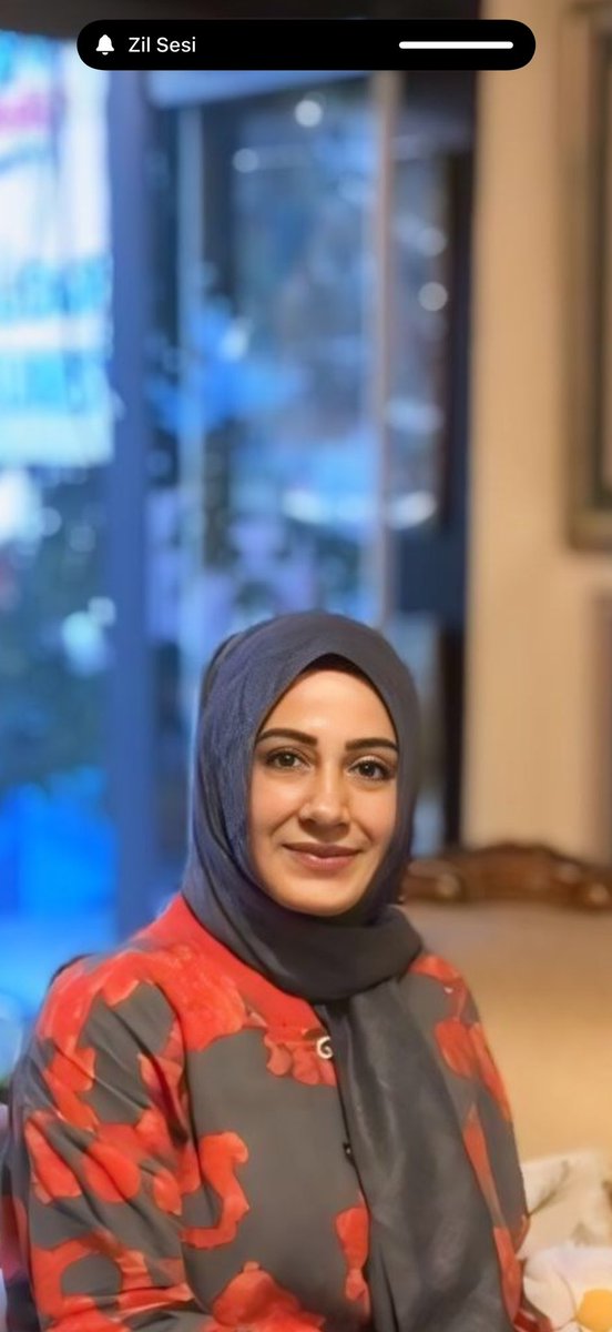erefika's tweet photo. "Bazı insanlar kalbinde iz bırakır, bazıları sadece geçer gider. Ama her biri seni sen yapar"
Hepinizi sevgimle kucaklıyorum 💔 https://t.co/osWrSUG1xq
