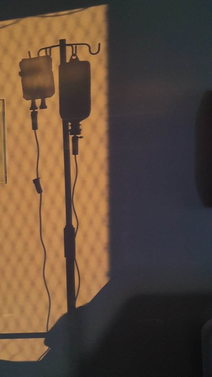 Разумовский очнулся на больничной койке с дикой головной болью. первое, что он сделал – набрал знакомый номер <a href="/volkov_auf/">олег волков</a> с «Олег, забери меня из больницы. у меня, по-моему, сотрясение. подробности при встрече».