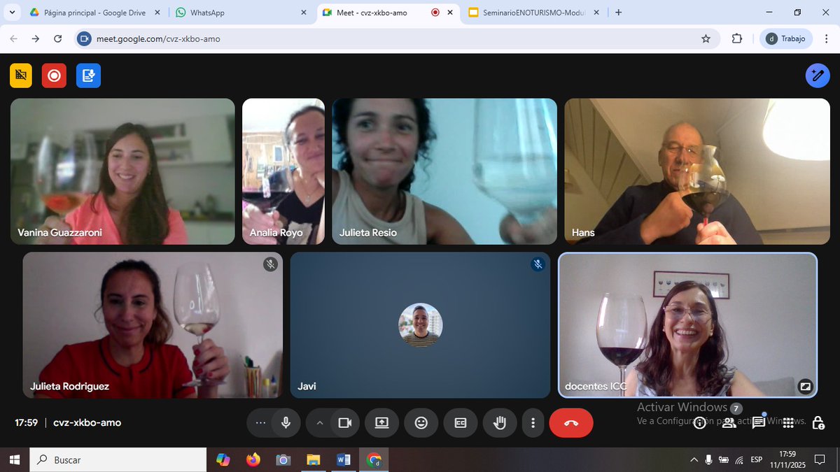 ¡Cerramos con éxito el seminario de #Enoturismo! Gracias a todos los participantes por sumarse a esta experiencia de aprendizaje e innovación en el mundo del vino.
🌿 Brindamos por nuevos proyectos, destinos que inspiran y conexiones que transforman.