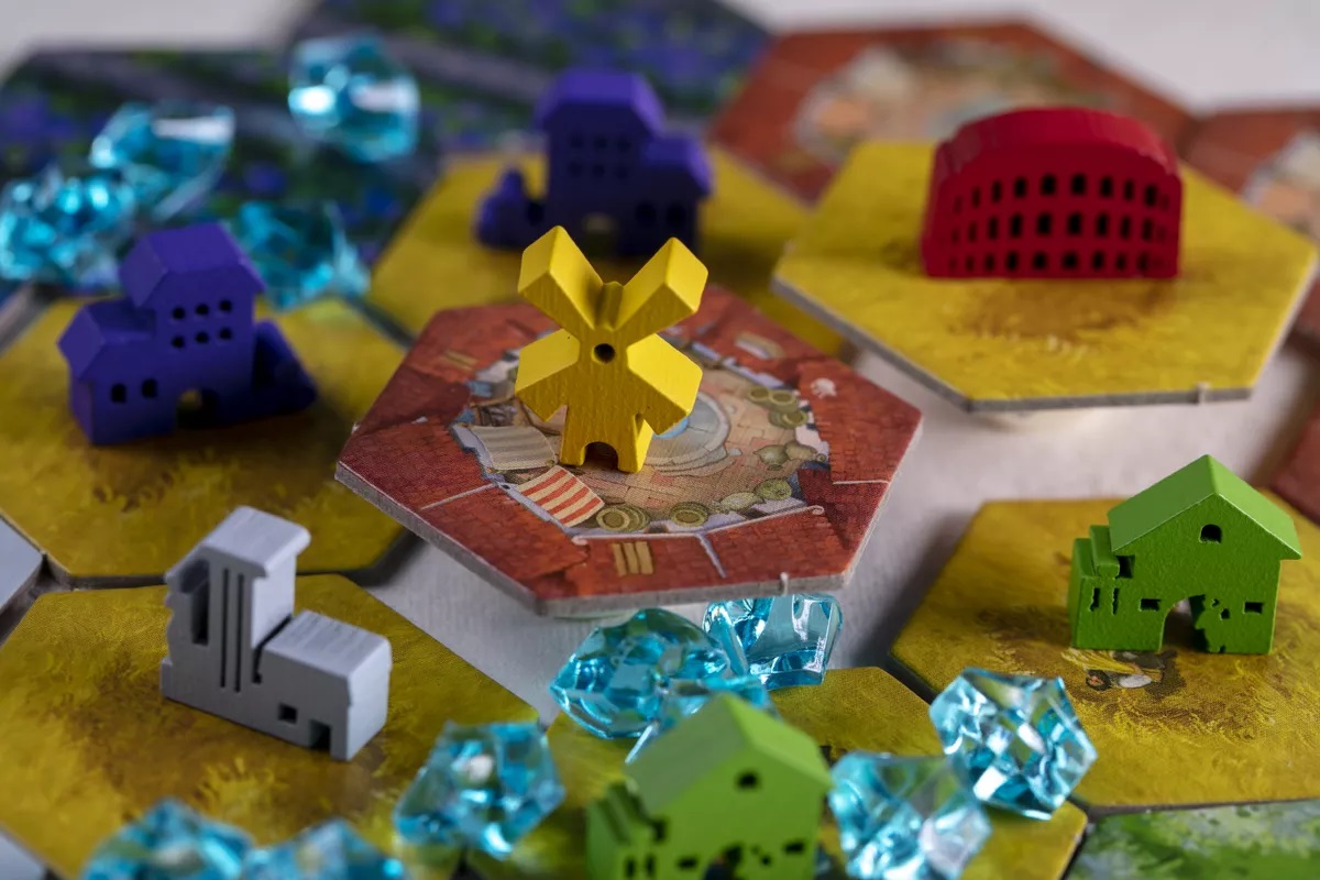 EclipseEditoria's tweet image. Estrategia, trueque y tensión... ¡en solo 20 minutos! ⏰
En Toma Roma, cada decisión cuenta
¿Ofrecerás un teatro romano o añadirás diamantes para tentar a tus rivales? 🎭💎
Demuestra quién es el mejor negociador
dracoideas.com/shop/es/118-to…