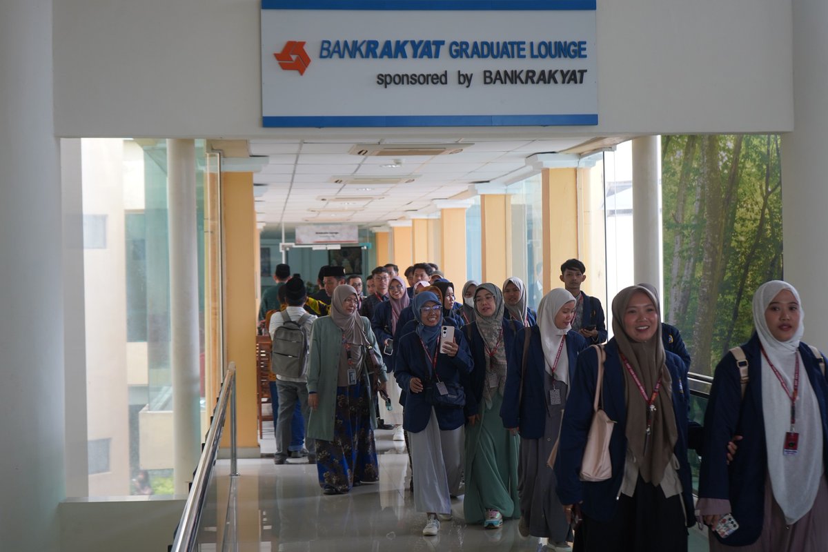 UniSZA_library's tweet image. Lawatan dari Universitas Nurul Jadid, Jawa Timur, Indonesia.

Tarikh: 13 November 2025 (Khamis)
Masa: 11.30 pagi
Peserta: 50 orang pelajar dan 2 orang  pengiring

#UniSZA
#perpustakaanalwathiqubillah
#uniszapastitahu
#IlmuDemiFaedahInsan
#ProudlyUniSZA
#lawatankepwbunisza