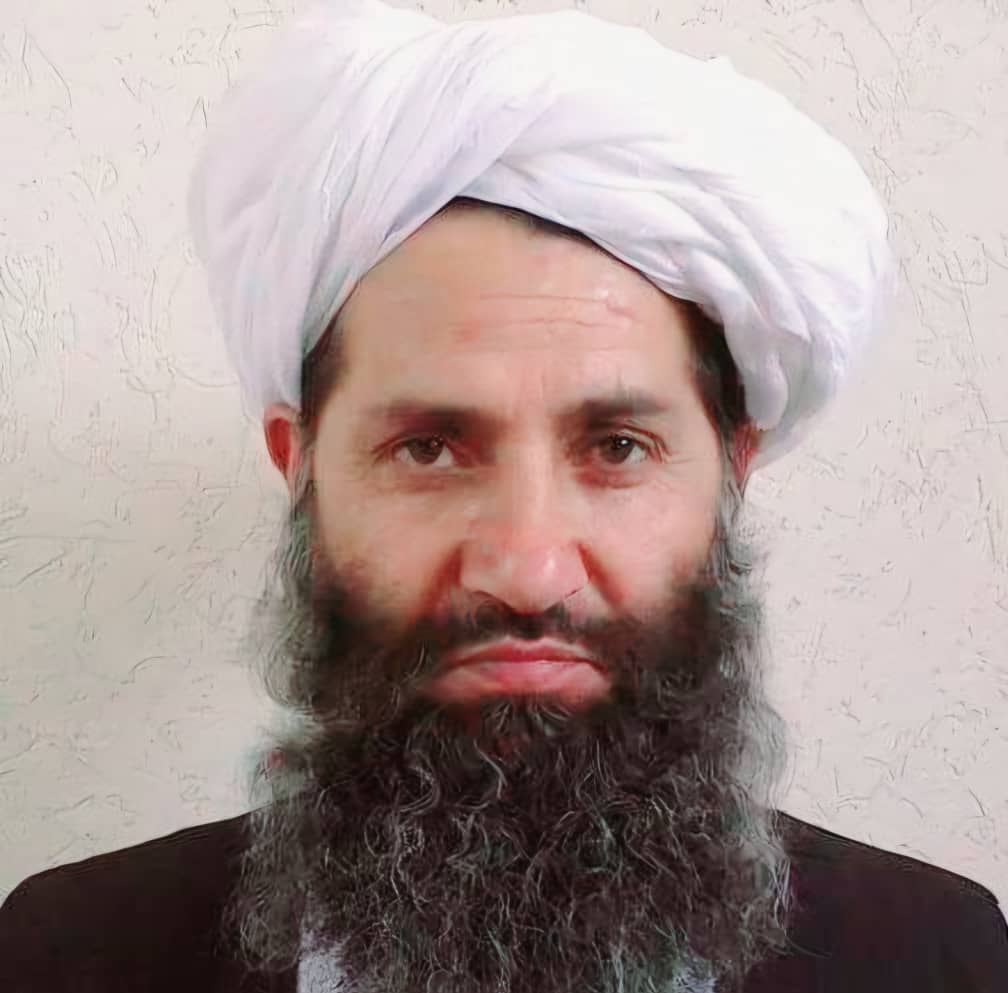 امیر المؤمنین حفظه الله تعالی مسلمان ملت ته خطاب:

تر شا مې ودرېږئ، والله که مو په ټول ژوند له شريعت څخه واوړم.