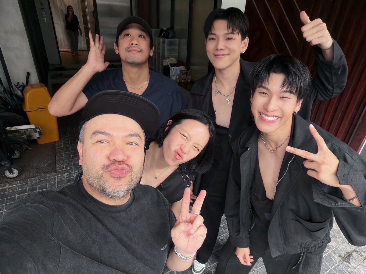 OPENLABEL_TH's tweet photo. ใครคิดถึง ‘ธันว์ - ภีม’ เอ้ย! 
‘ต้าห์อู๋ - ออฟโรด‘ บ้างครับบ 🙋‍♂️

เจอกันในรายการ “The Driver” EP.300
วันนี้ เวลา 17.00 น.
ติดตามผ่านช่องทาง
📍YouTube : The Driver
📍Facebook : The Driver 

พูดคุยผ่าน #️⃣TheDriverxDaouOffroad

#TheWickedGameSeries
#เกมรักลวง
#ต้าห์อู๋ออฟโรด #DAOUOFFROAD
#OPENLABEL