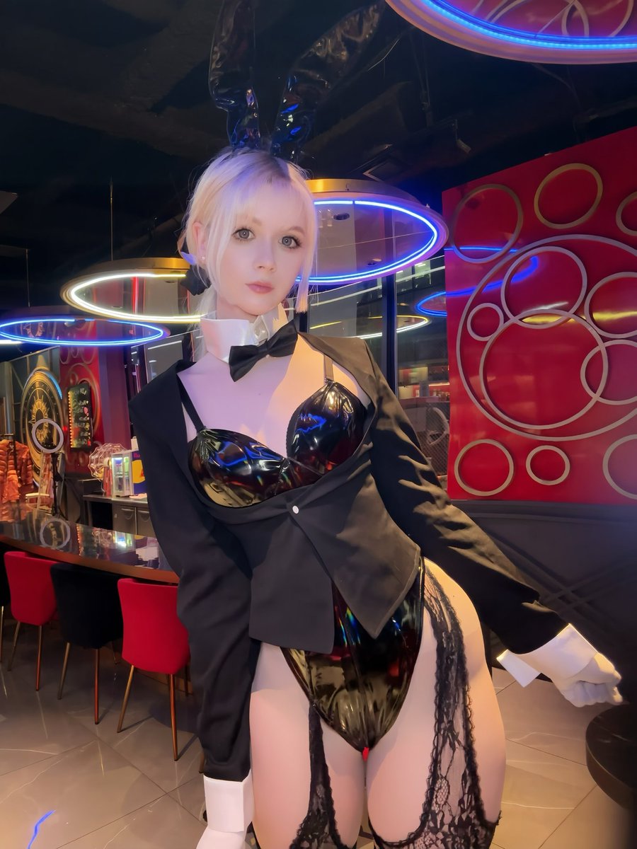 official_hirari's tweet photo. 今日のバニーギルドのコスプレです！
ちょっとクールな感じです💗

@casino_cafe https://t.co/Q0qFTy1zbh