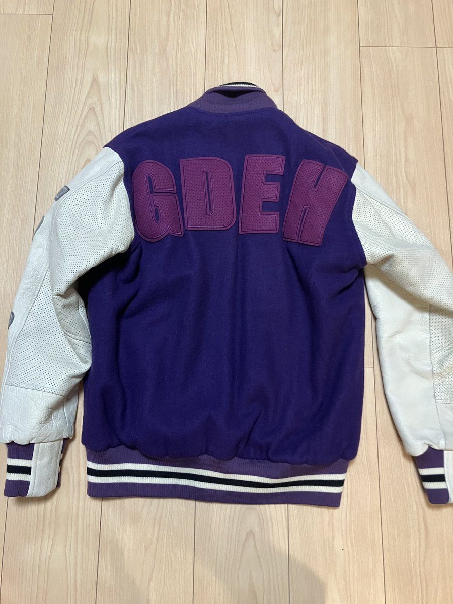 nekochanguitar's tweet photo. 遂に念願の…goodenoughラストスタジャン！
#90s裏原系
#90sarchive 
#electriccotage 
#moreaboutless
#90s古着
#90sビンテージ https://t.co/cs7ZVAiL7P