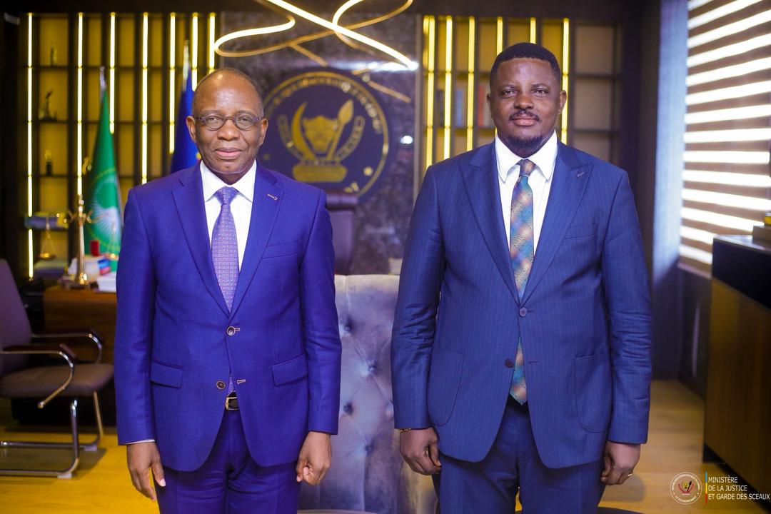 LompempeJ's tweet photo. 🚨🔥🚨Réformes et Diplomaties judiciaires en République Démocratique du Congo;
Échange constructif et stratégique avec Son Excellence #GUILLAUME #NGEFA Ministre d'état,Ministre de la Justice et Garde des sceaux https://t.co/E54HNvpBJy