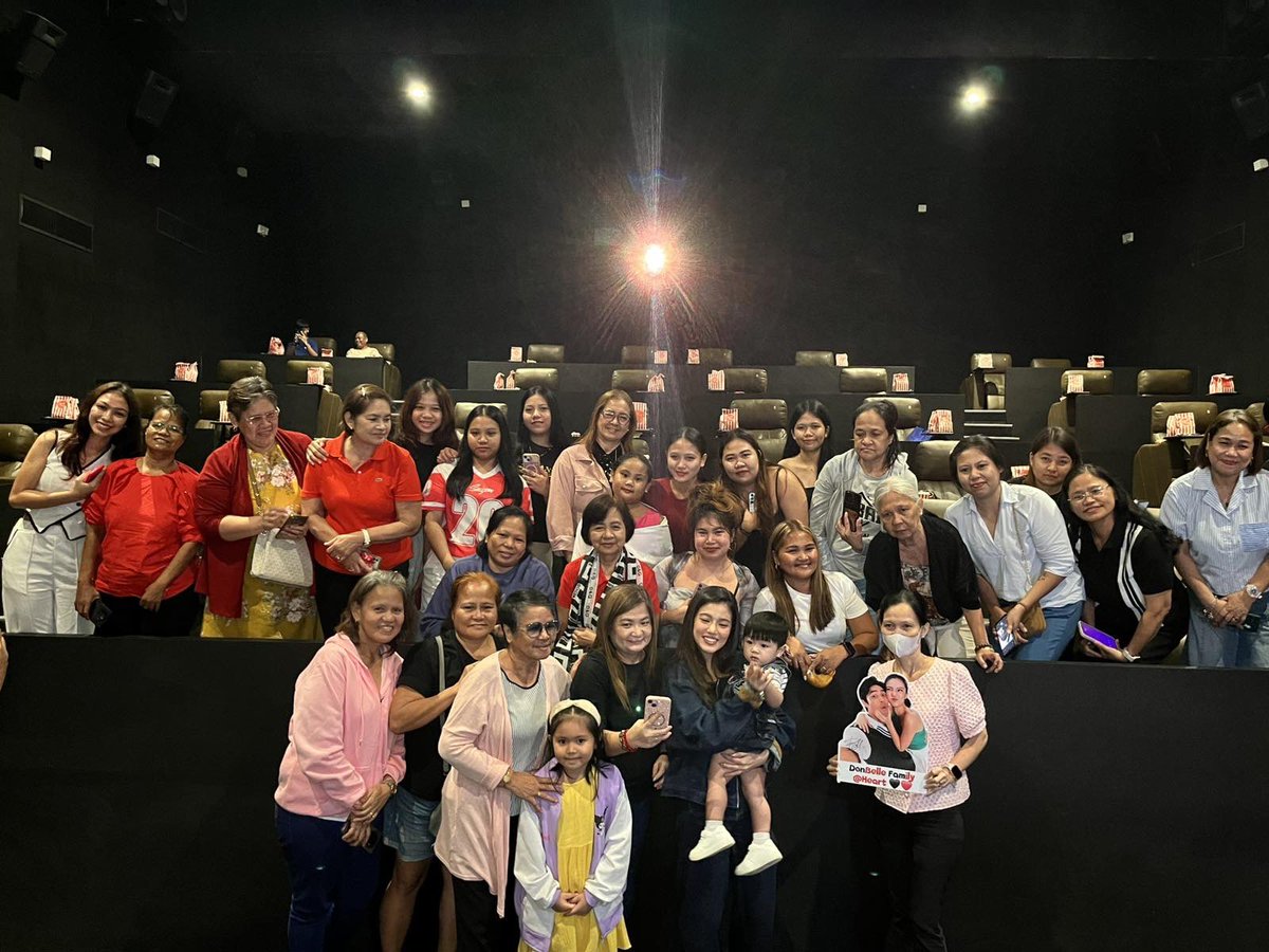 StarCinema's tweet photo. MGB blockscreening of Donbelle Worldwide at SM North Director’s Club 1 and 2. 
Thank you for the love and support! 🩵

Meet, Greet &amp; Bye— now showing in cinemas worldwide! ✨

Buy your tickets now
🎟️ https://t.co/JI69H185HZ

#MeetGreetAndBye https://t.co/8eDZOShFnD