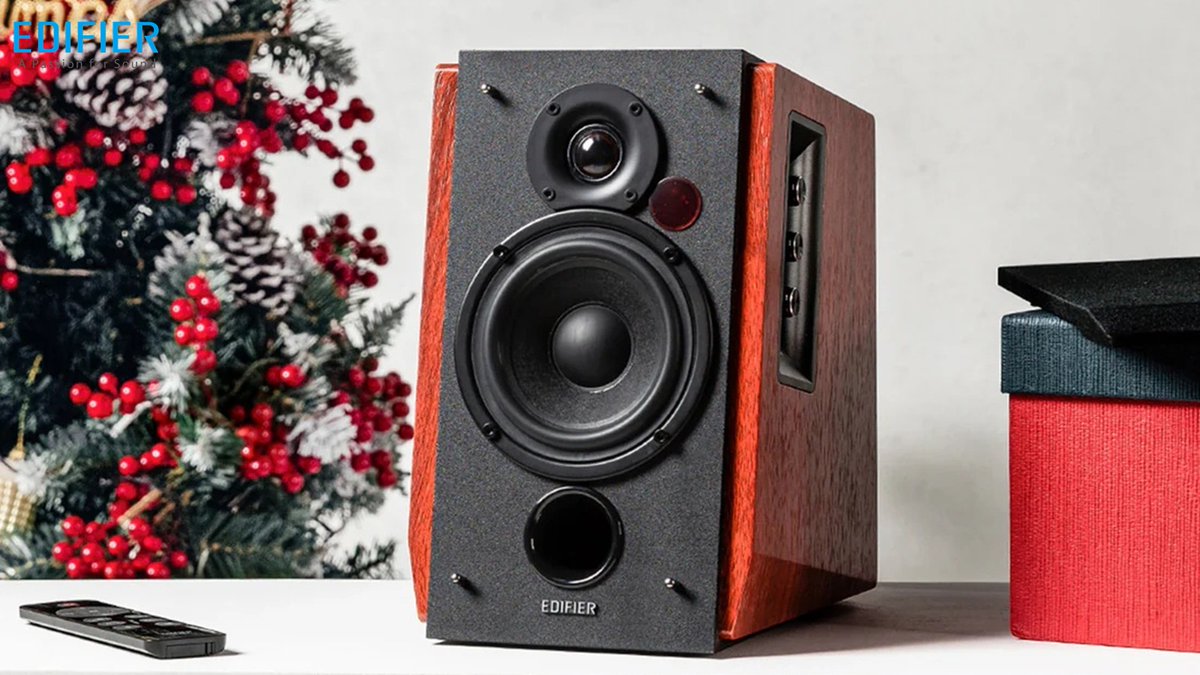 EdifierNAmerica's tweet image. Bookshelf speakers: The holiday gift that works for music, movies, gaming, and family nights.

#edifier #bookshelfspeaker #holidaygift #christmasgift #musiclover