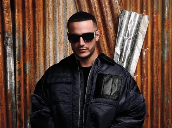 Après <a href="/Orel_san/">OrelSan</a>, un deuxième artiste🎤 est attendu à #Chambord en juin 2026 : <a href="/djsnake/">DJ SNAKE</a>

▶️ leberry.fr/chambord-41250…