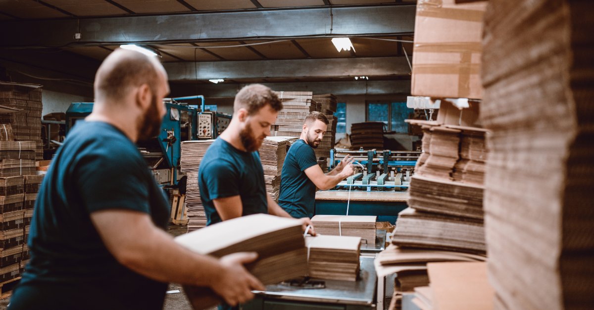 Mensen verlaten zelden het werk, ze verlaten hun leidinggevende.  Wie medewerkers ziet, hoort en betrekt, houdt ze. In Teamleiderschap dat medewerkers bindt (2u) leren teamleiders écht betrokken te zijn. Resultaat: betere prestaties &amp; meer betrokkenheid. #behoudvanpersoneel #HRM