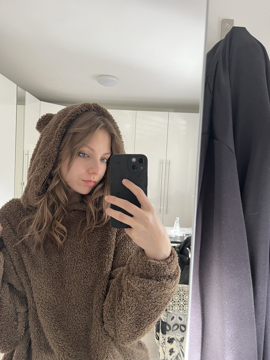 Kaja🤍 tweet media