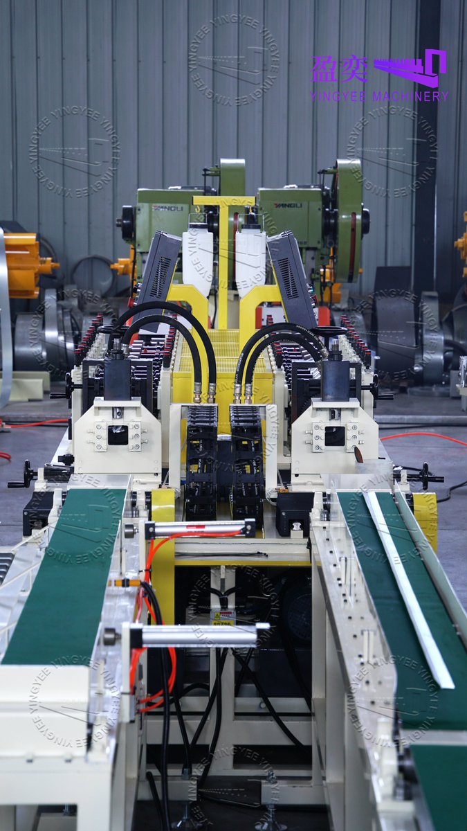 BellaForming's tweet image. 💯DOUBLE-OUT DRYWALL ROLL FORMING MACHINE
#Drywall
#DoubleOut
#MainChannel
#FurringChannel
#RollForming
#RollFormingMachine
#GI
#PPGI
#SteelProduct
#Architecture
#SteelSolutions
#MachinerySolutions
#SteelStructure
#steelsolutions 
#machinerysolutions
#steelstructure
#steelframe