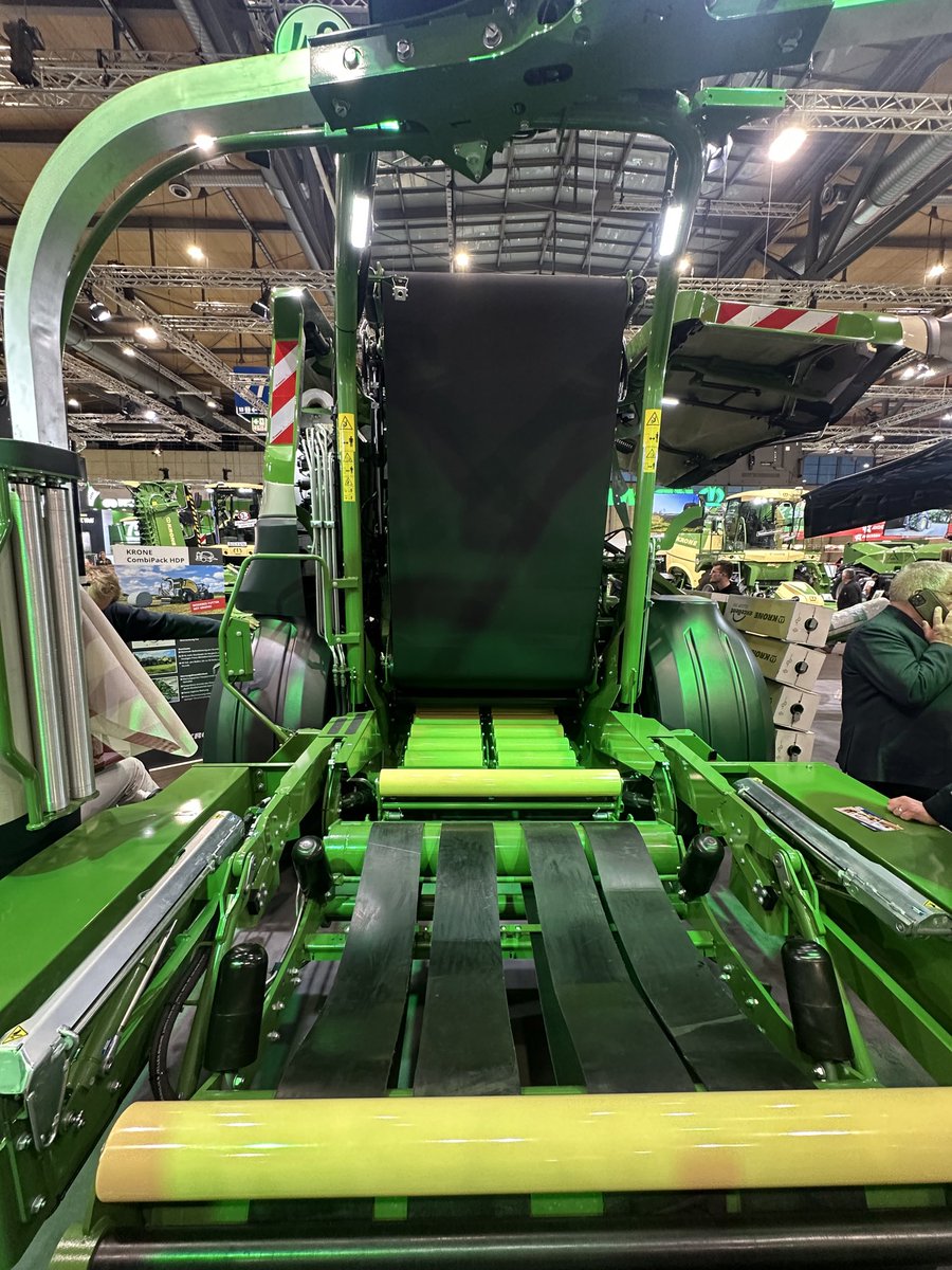 Josh Giumelli tweet media