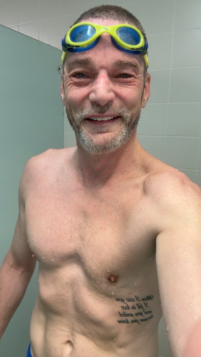 fredsirieix1's tweet image. Fast swim today. 41 mins - 2000m
I planned my session and pace while falling asleep last night. I visualised my swim and felt the strength within. I knew then it was possible. This morning I executed! 👊🏻🏊