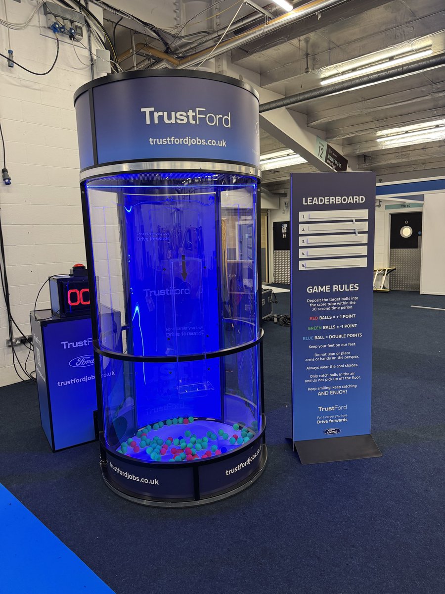 Bob Davies tweet media