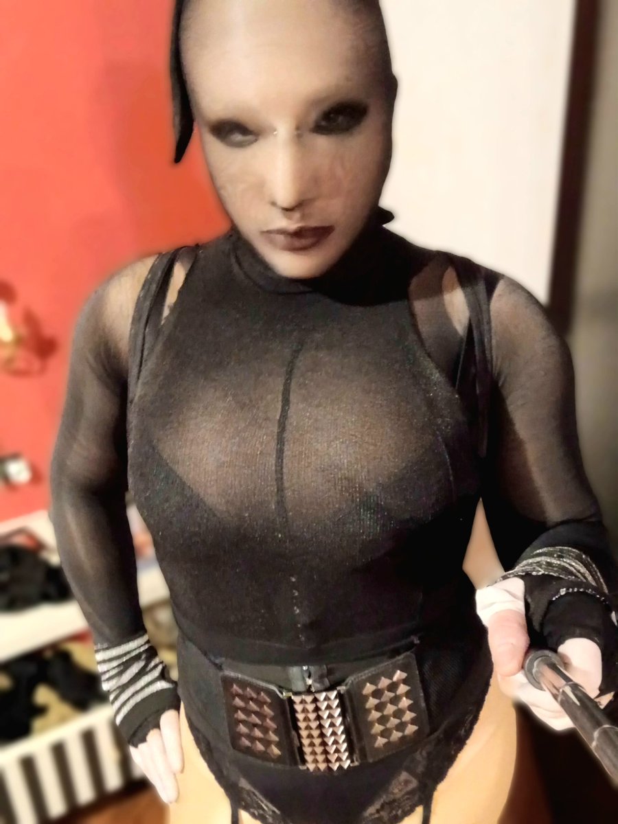 EncaseDoll tweet media