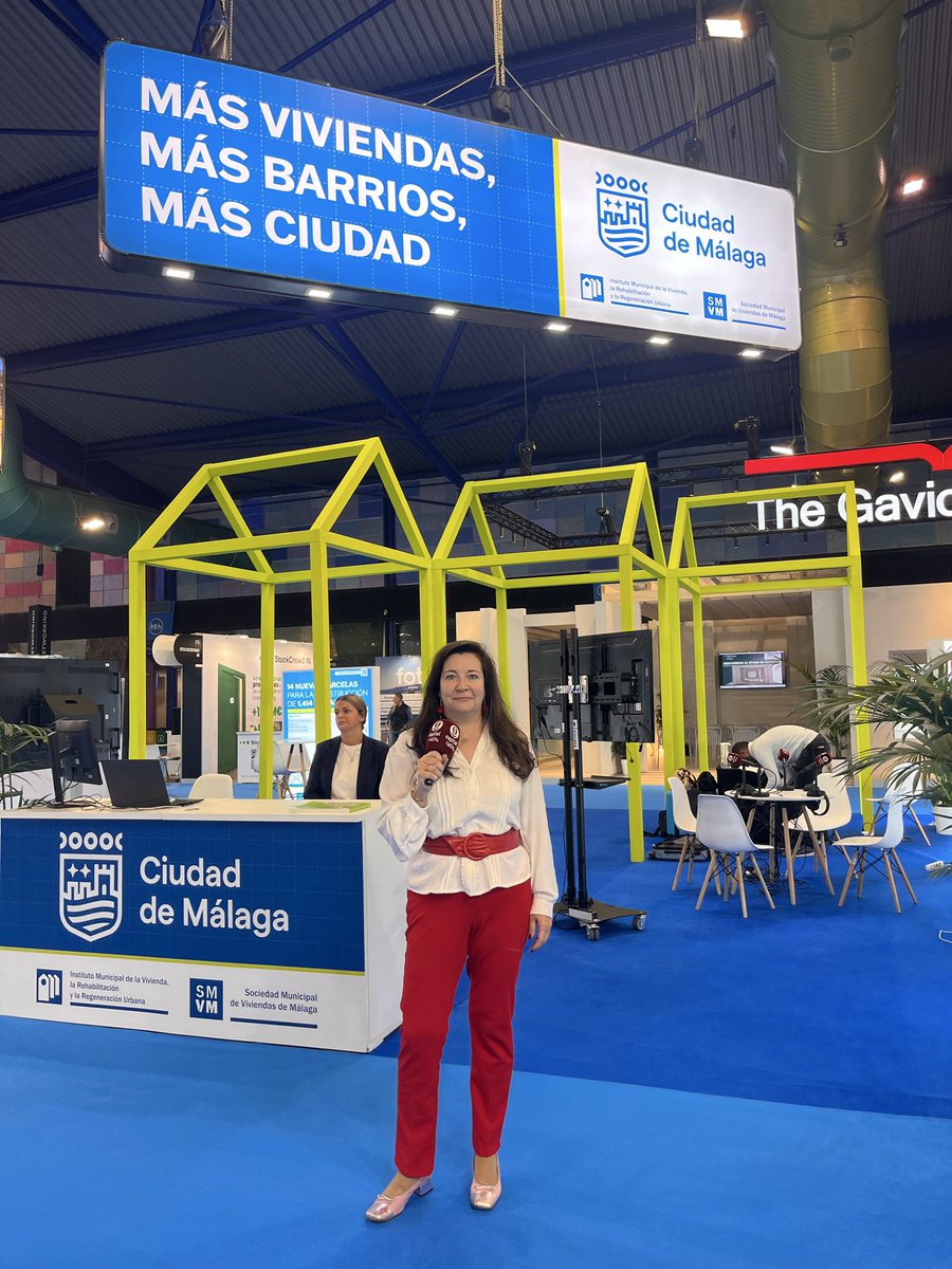 En 1h arrancamos Inversión Inmobiliaria en <a href="/capitalradiob/">Capital Radio</a> desde el <a href="/SimedMalaga/">Simed</a>.  Los principales actores del mercado pasarán por <a href="/capitalradiob/">Capital Radio</a> para contarnos sus proyectos y su estrategia en Andalucía. No os lo podéis perder. Os esperamos!!!!!