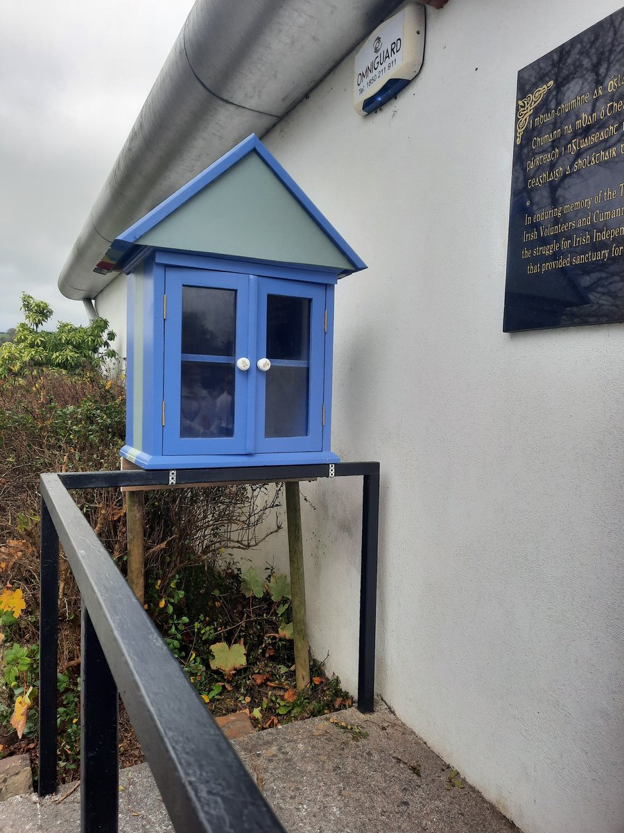 allenmeagher's tweet photo. Here are 2 more from Templeglantine, Co. Limerick, and from Carrick-on-Shannon, Co. Leitrim. While I've been to both places recently, I only saw the libraries online - they are small to spot in fairness! The one in Bruff is marvellous I have to say, having seen it in person. https://t.co/YHvrdecooa