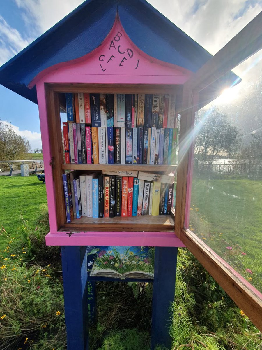 allenmeagher's tweet photo. Here are 2 more from Templeglantine, Co. Limerick, and from Carrick-on-Shannon, Co. Leitrim. While I've been to both places recently, I only saw the libraries online - they are small to spot in fairness! The one in Bruff is marvellous I have to say, having seen it in person. https://t.co/YHvrdecooa