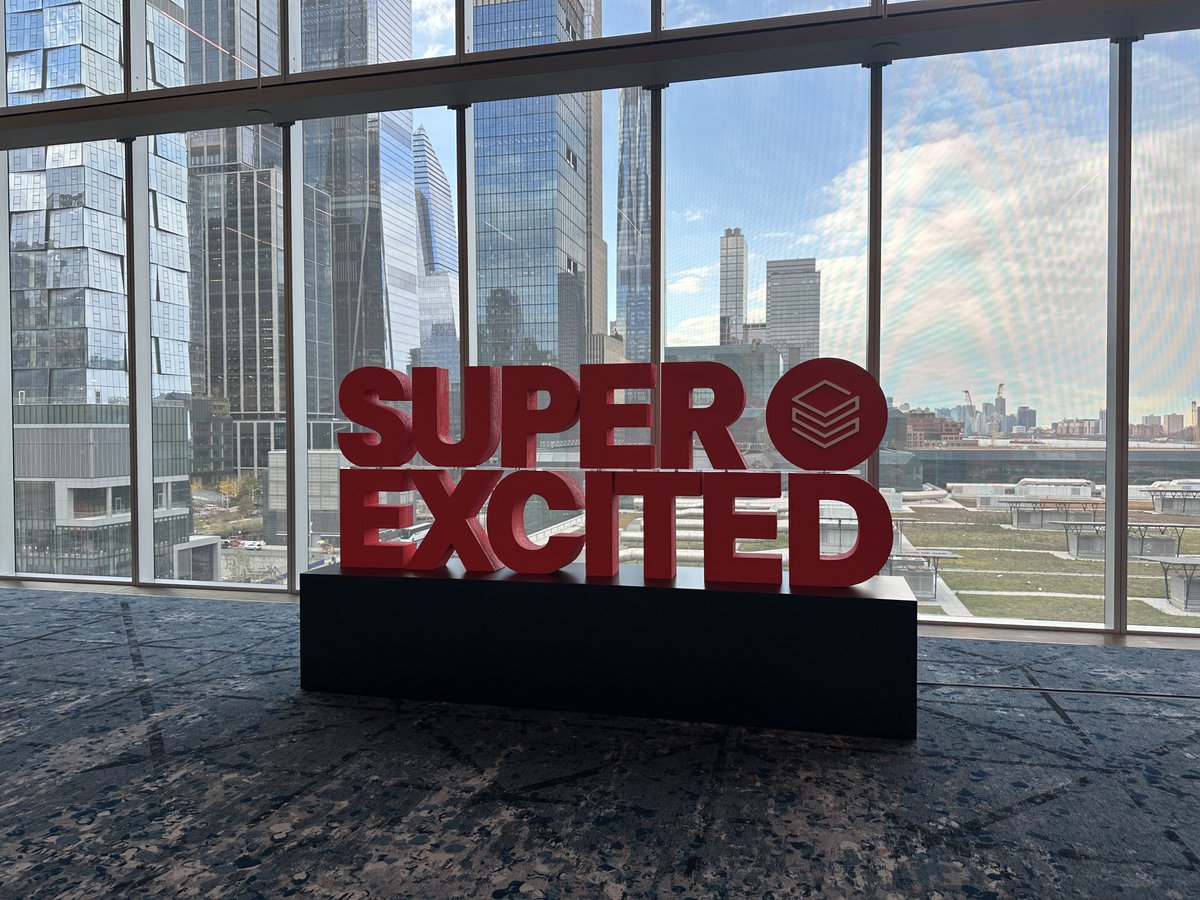 Data_AI_Summit's tweet image. #DataAIWorldTour NYC starts now! 🗽

Thousands of data leaders, innovators, and visionaries are here to explore the next frontier of AI. We’re super excited to share the latest advancements in AI agents, Agent Bricks, Lakebase, and more.