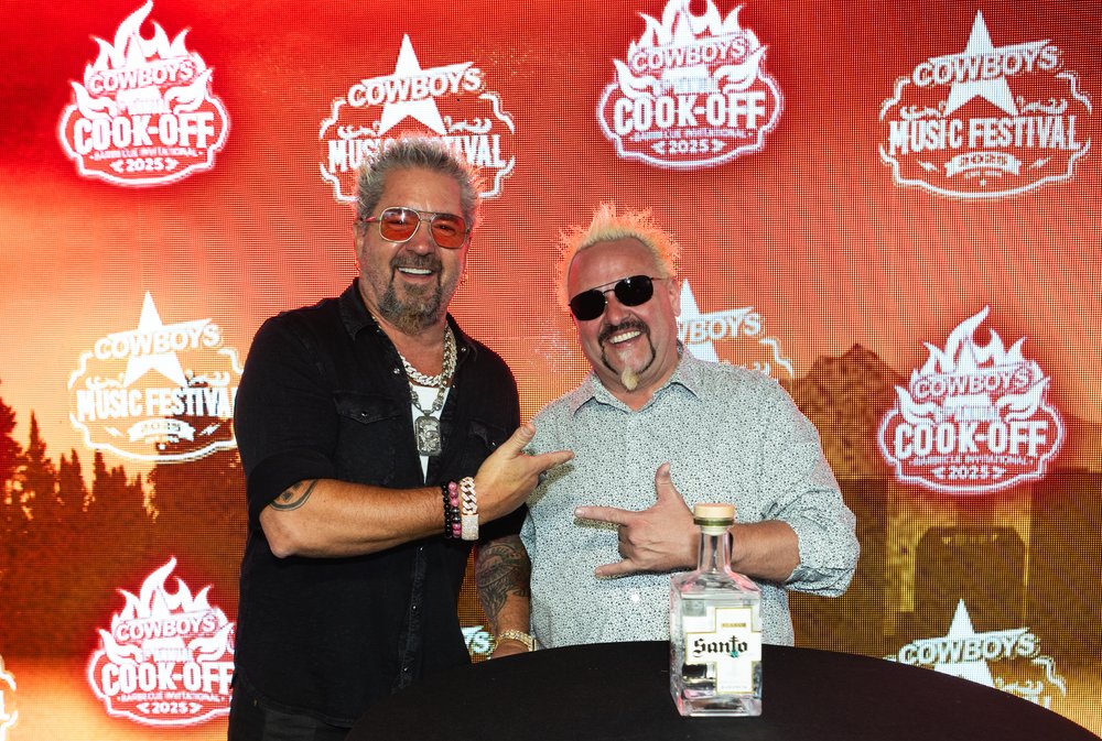 Walk out song
suno.com/s/bWRM1uMQhY5v…