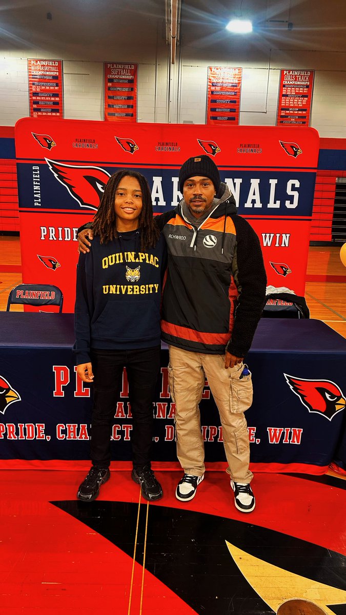 Signed and sealed <a href="/ImaniMullings/">Imani Mullings</a> <a href="/QU_WBB/">Quinnipiac Women's Basketball</a> 🙌🏽👏🏽