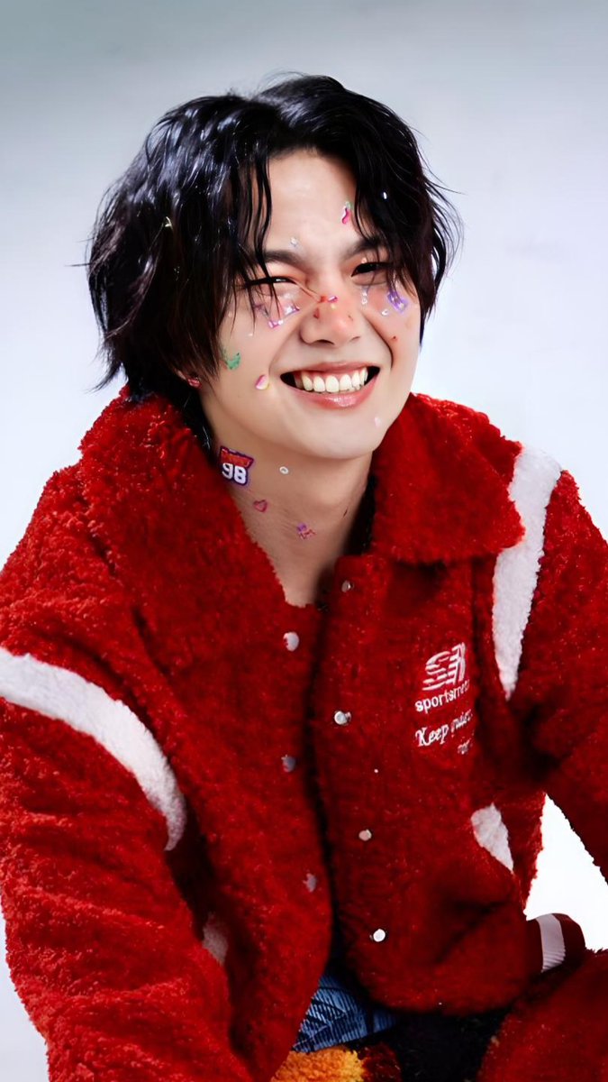 Handsome Man 🥰💙
#BuildJakapan #Beyourluve <a href="/JakeB4rever/">BIU.</a>
