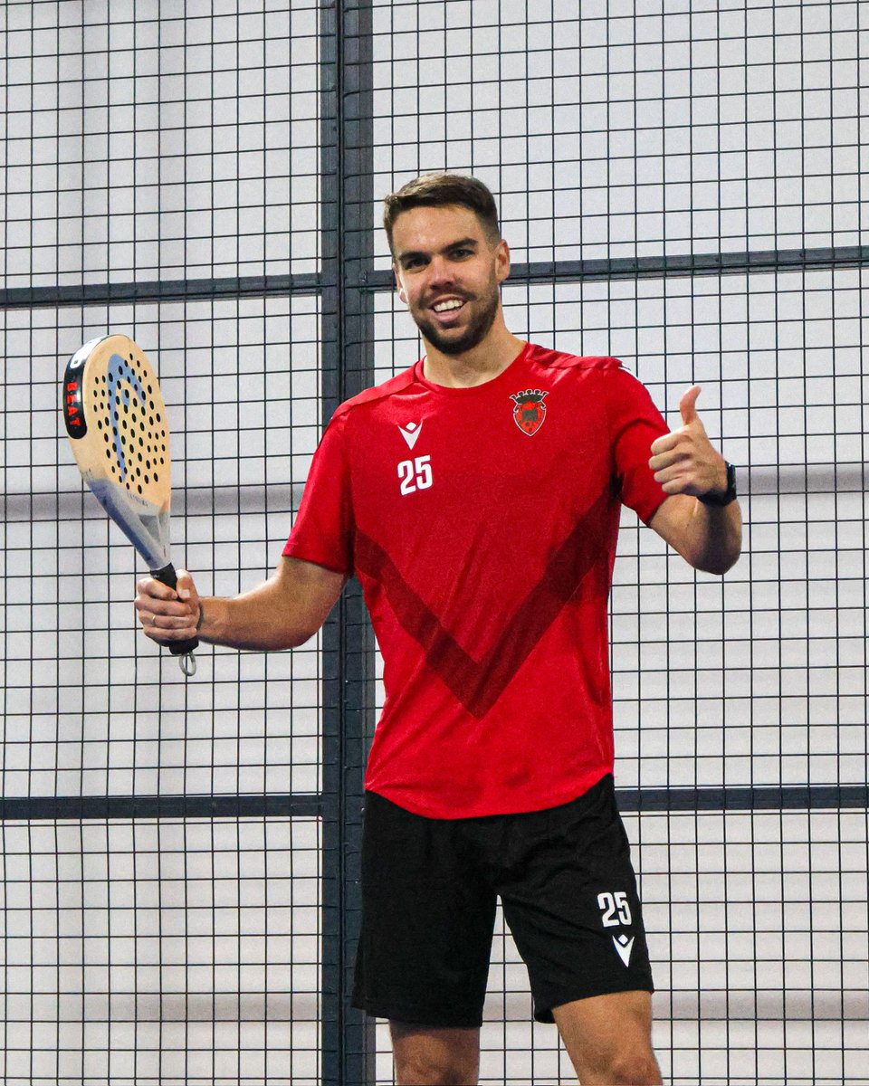 FC Penafiel tweet media