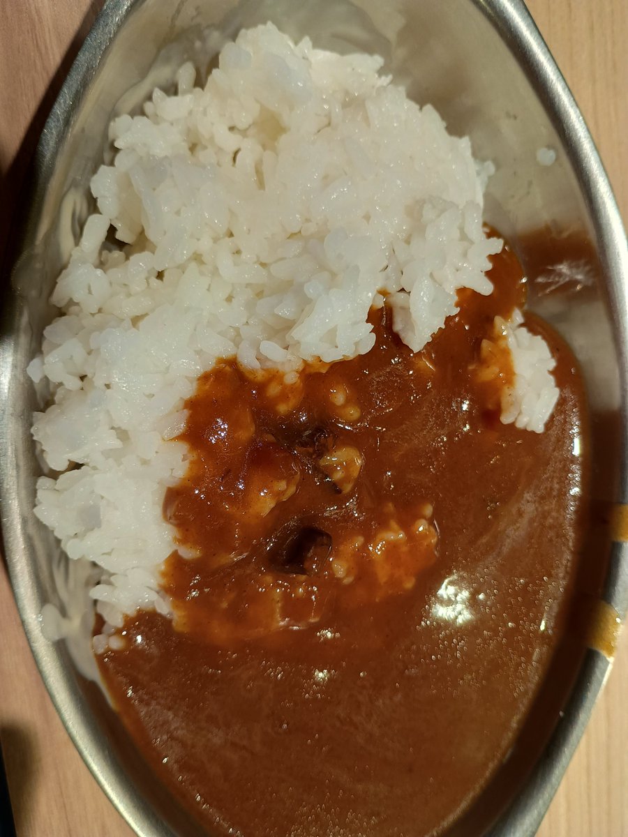 風呂に入る前に腹ごしらえ…で
カレー食べ放題で漫画読んで
風呂入って600円は安いな