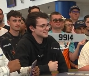 IXBEPISXI tweet media