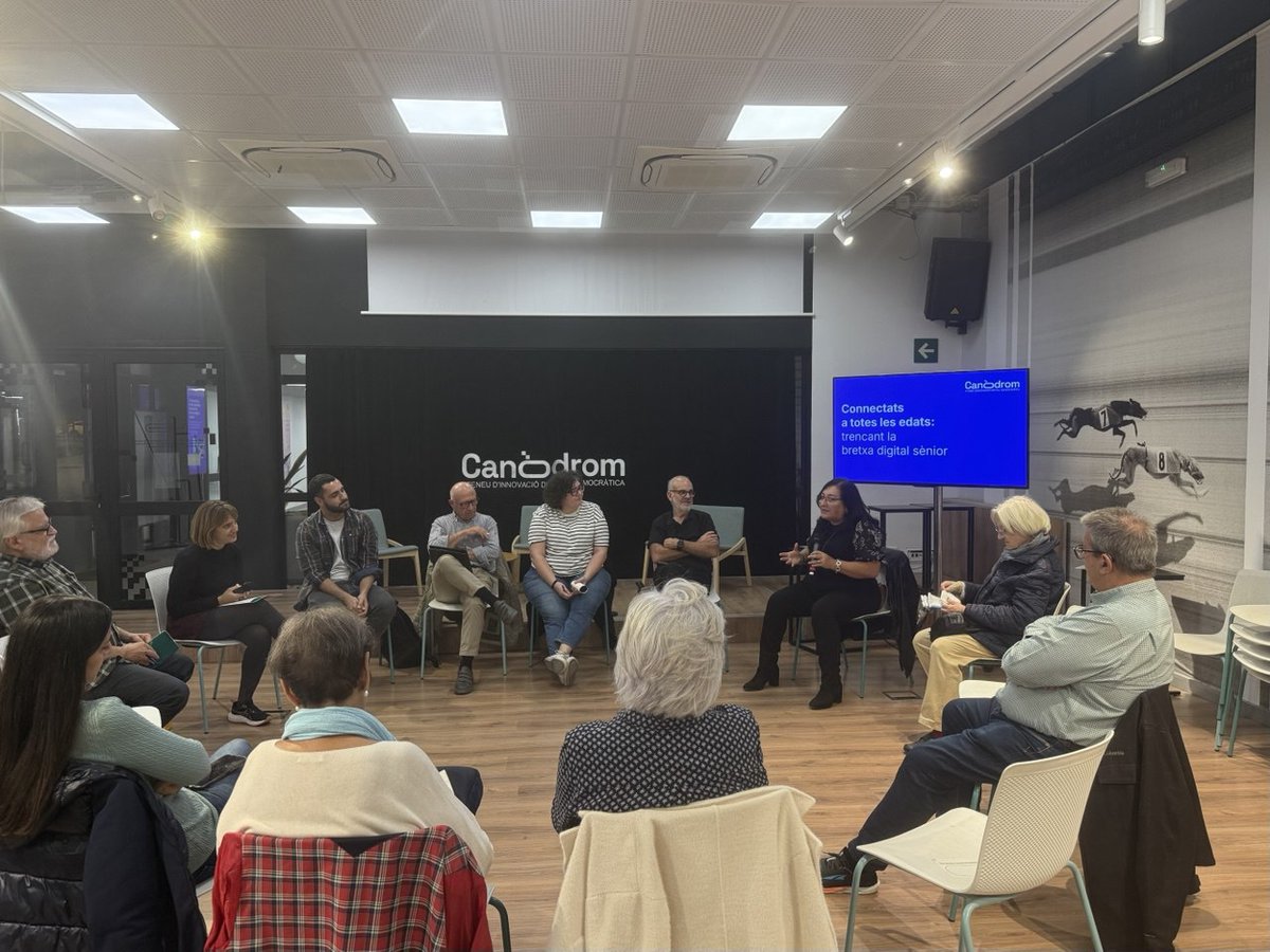 ✨ Reflexionar sobre les #desigualtats en l'accés, l'ús i l'aprofitament de les #tecnologies digitals entre les persones grans va ser l'eix central de la trobada d'ahir al <a href="/CanodromBCN/">Canòdrom -Ateneu d'Innovació Digital i Democràtica</a>. La sessió va recollir perspectives per construir una cultura #digital realment inclusiva.