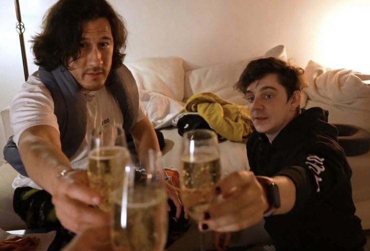 korrarchive's tweet image. 🖤🤍 5 years since the death of unus annus a channel quite literally did it all until the end! its always remembered every day :,) memento mori🖤🤍