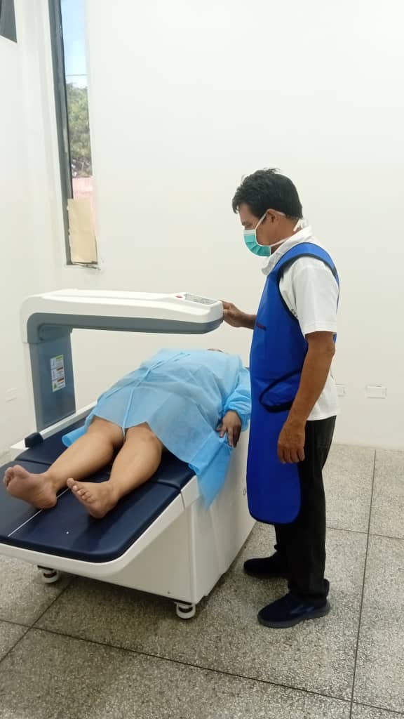 Reconocimiento a la Brigada Médica Cubana por su inquebrantable profesionalismo, solidaridad y humanismo. Su esfuerzo diario en el Centro de Alta Tecnología María Teresa Rodríguez del Toro y Alayza es un faro de esperanza y salud para Venezuela.

#CubaPorLaVida #CubaCoopera