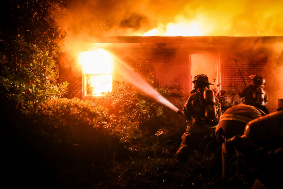 fireengineering's tweet image. Decision paralysis on the fireground can be deadly. Stress, overload, and uncertainty can freeze even experienced ICs.
Learn how to recognize and overcome it:
👉 ow.ly/PuhY50Xp66g

#Firefighting #Leadership #IncidentCommand #FireService