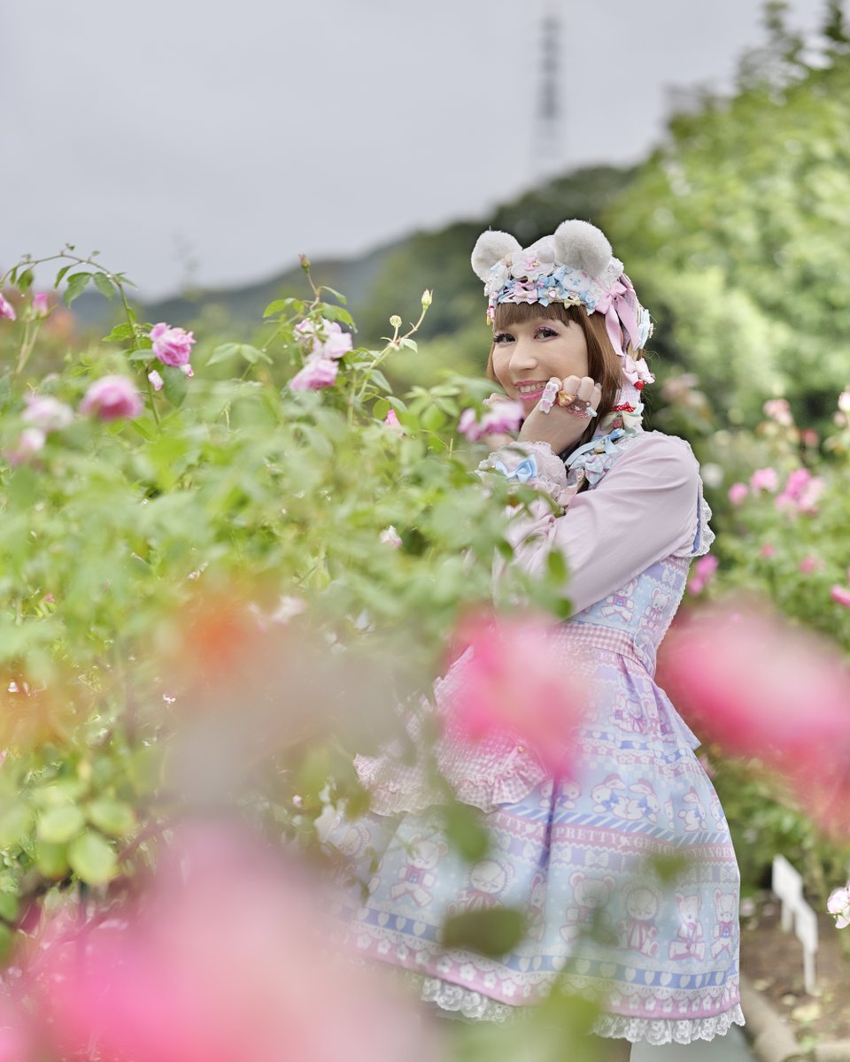 Flower Smile🌹
Model <a href="/lolilolikanako/">佳菜子</a>
@hughousekobe
<a href="/lumix/">Lumix</a>japan
@lumix
<a href="/sigma_japan/">SIGMA Japan</a>
<a href="/samyang/">samyang</a>.japan
📷LUMIX S5M2
🔍SIGMA Art 50㎜ f1.2
#shotonlumix
#lumix秋色2025
一緒に撮影しましょう📸
Let's take a photo together✨
我们一起拍张照片吧📸
함께 촬영하자📷