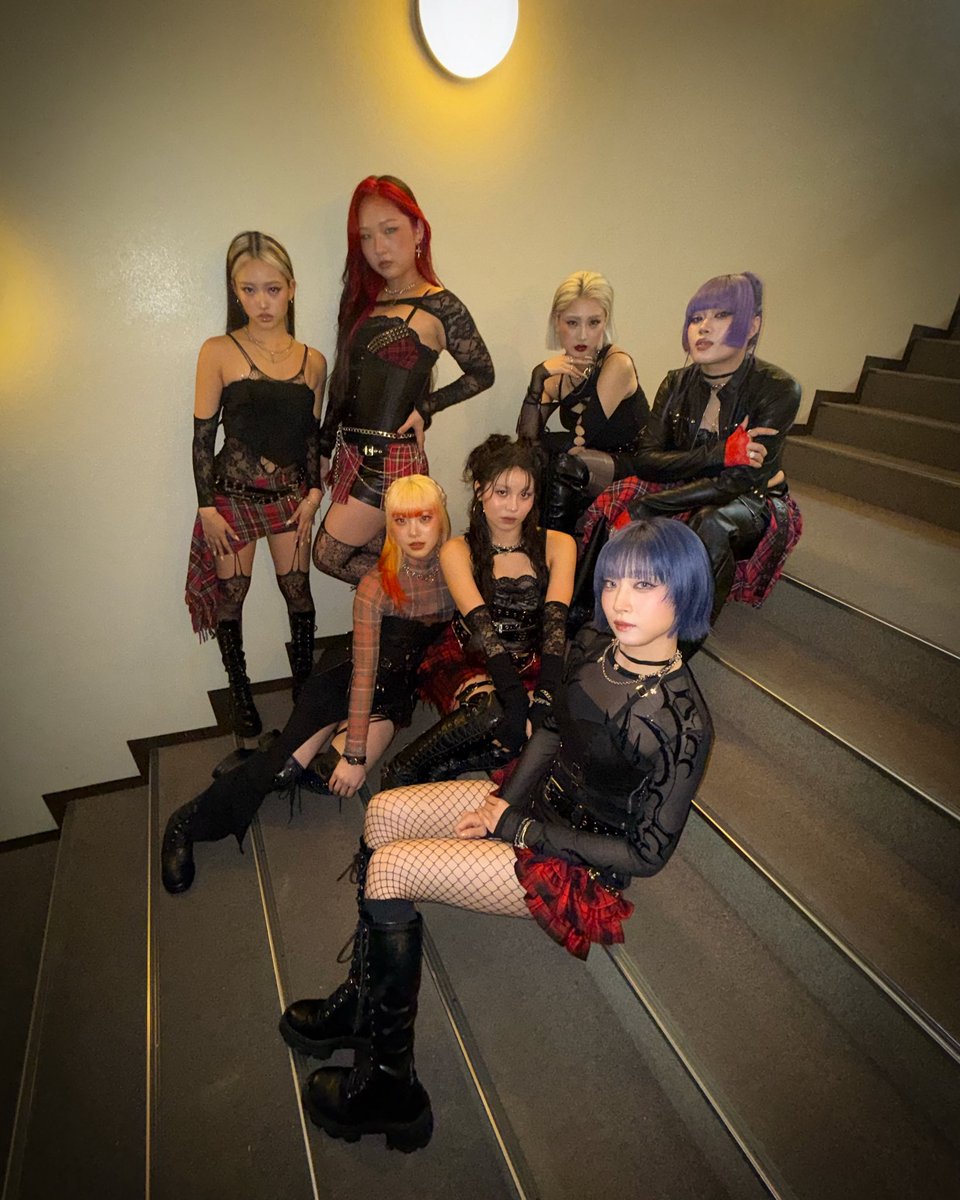 HANA__BRAVE's tweet image. 2025.11.13
読売テレビ系「ベストヒット歌謡祭2025」

#ベストヒット歌謡祭 @besthitskayosai 

‘ROSE’ Music Video🌹🤍
youtube.com/watch?v=rGPd0F… 

#HANA 
#ROSE