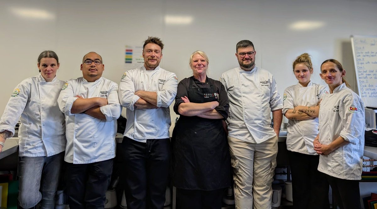 Brown78Jennifer's tweet image. Really proud to have delivered my game workshop. All the game was shot in wiltshire and cooked in wiltshire, you can&apos;t get more feild to fork than that! Also using the roe buck my youngest son shot 🦌🦌🦌 @RobCass3 @BackBritishGame @BritishGameMeat #greatbritishgameweek