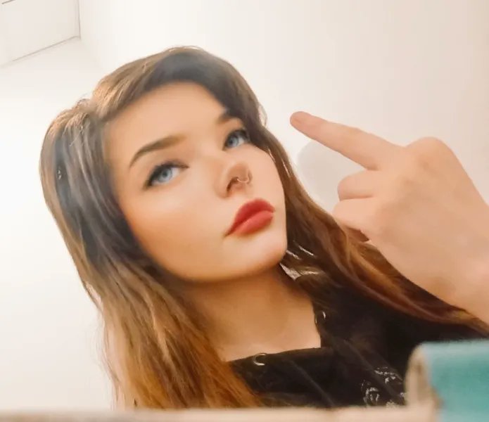 Come check out my throne! throne.com/mommytempest/w…