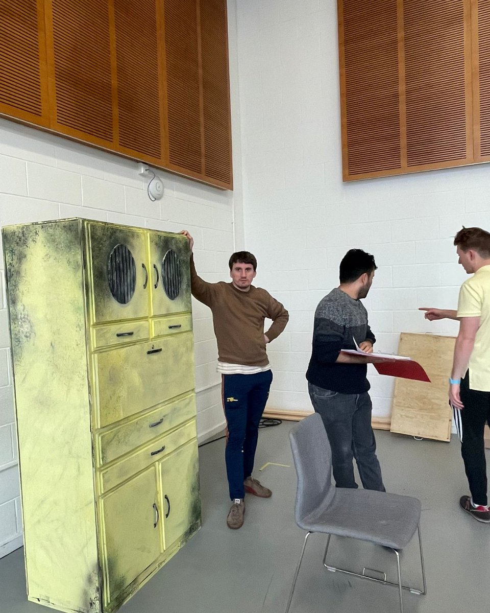 Omnibus Theatre tweet media