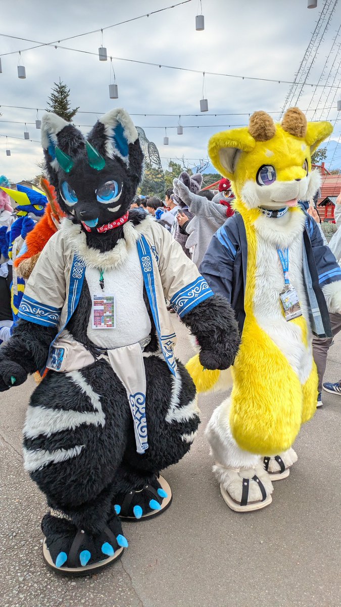 ざ*ろ様 コヤンイサムチョン♡レオパードファー♡着ぐるみ♡ジョーズくん♡ラウンド パレード 15 シャオミーくん(@xiaomiao333) 雷牙くん(@kamekame_kemo