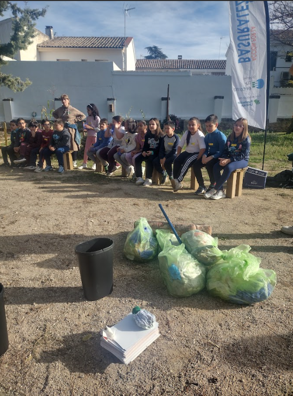 tu-entorno tweet media